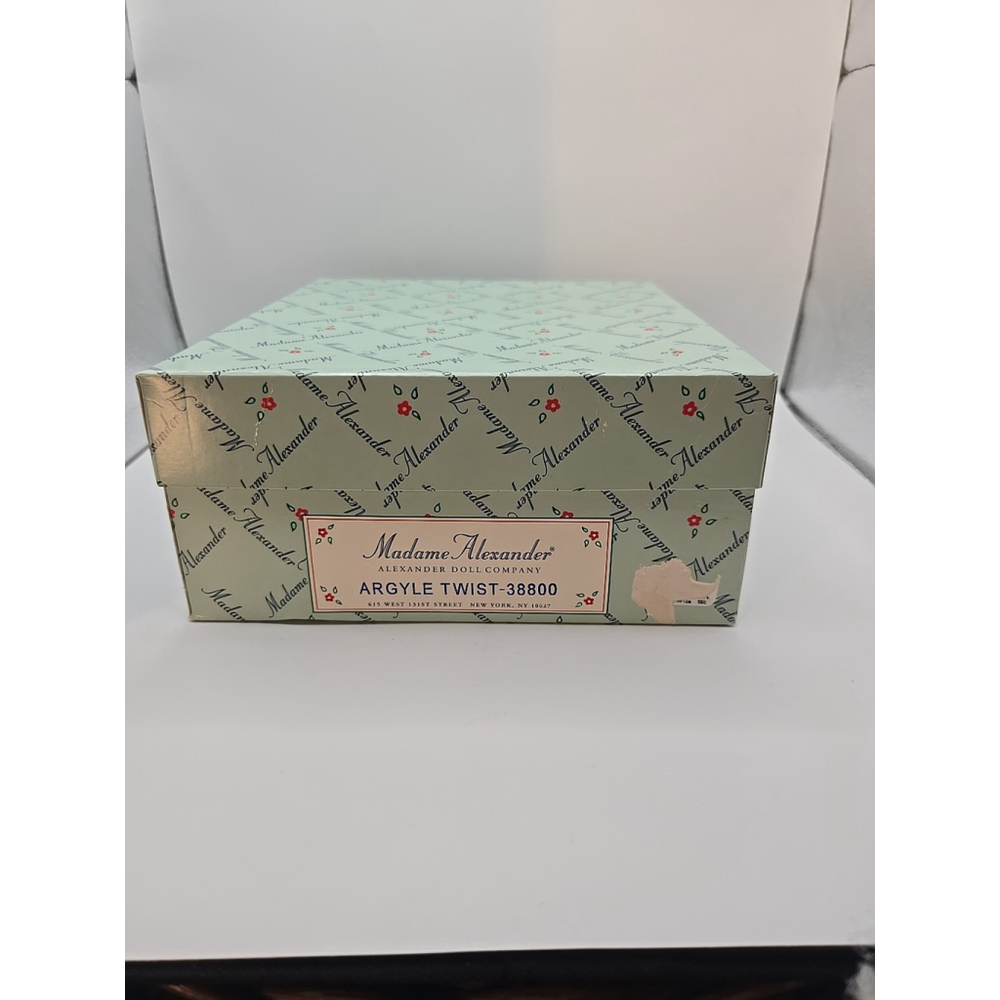 Madame Alexander Doll- Argyle Twist- #38800- 8” Doll- NIB - Picture 7 of 7